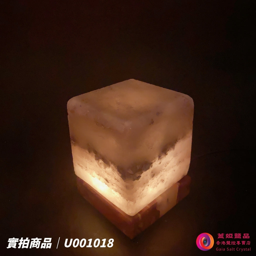 蓋婭鹽晶 灰藍鹽四方玉璽 USB 鹽燈 U001018，正面點燈