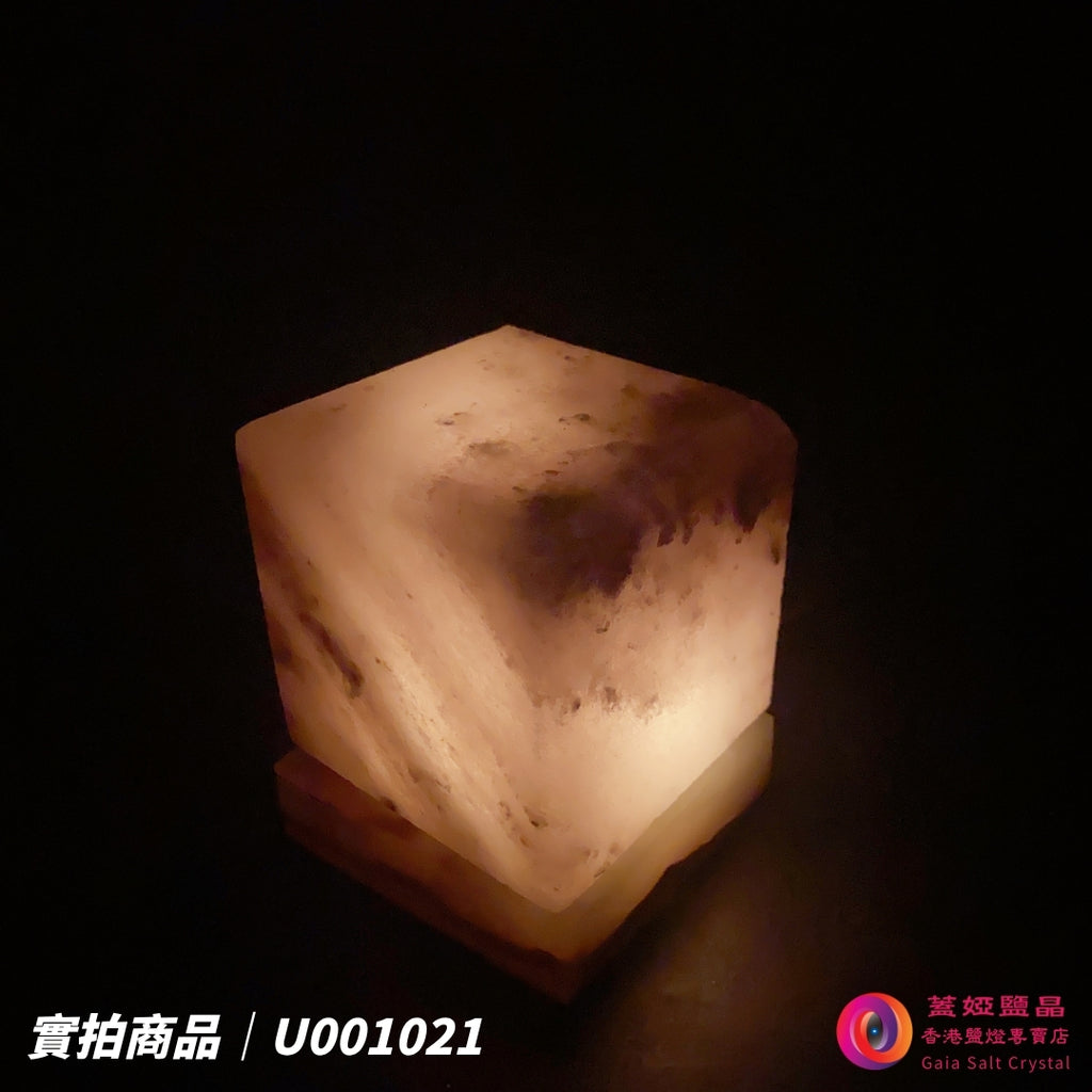 蓋婭鹽晶 灰藍鹽四方玉璽 USB 鹽燈 U001021，正面點燈