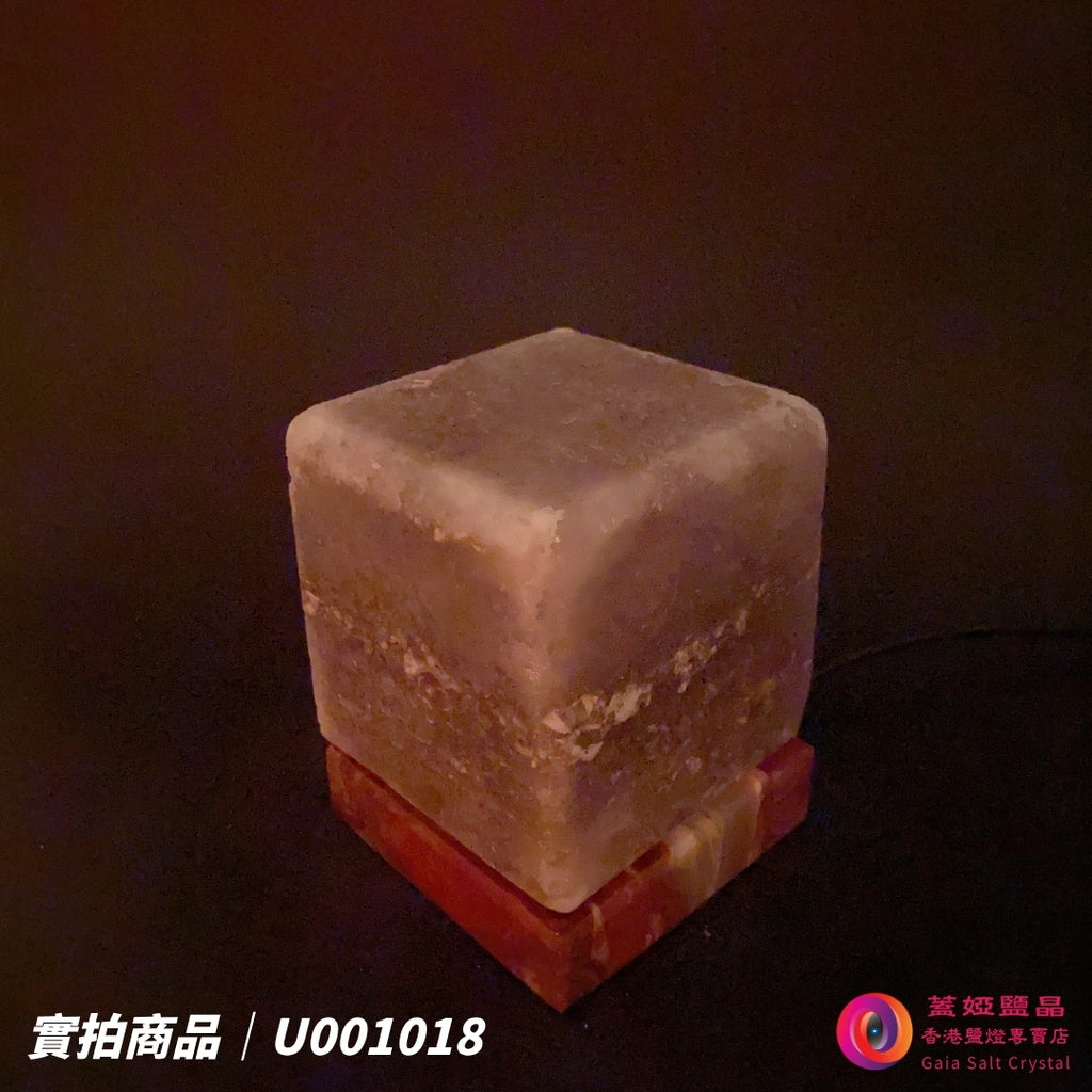 蓋婭鹽晶 灰藍鹽四方玉璽 USB 鹽燈 U001018，正面未點燈
